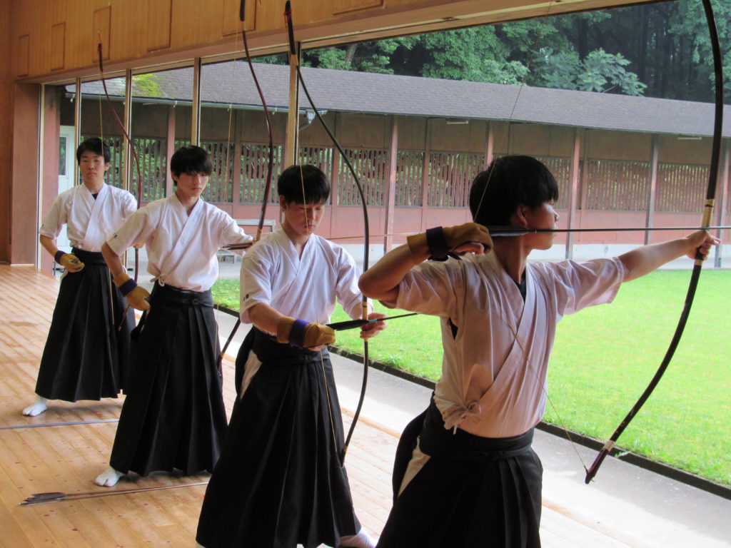 フォトレンズの中の明豊 弓道部 明豊中学 高等学校 大分県別府市